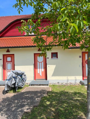Möwenblick Bakenberg-41 Ferienwohnung mit Terrasse, Doppelbett, Schlafsofa, vollständige Komfortküche Dranske